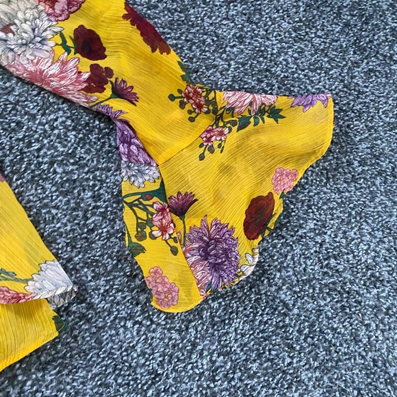 pretty blouse - Picture 8 of 10